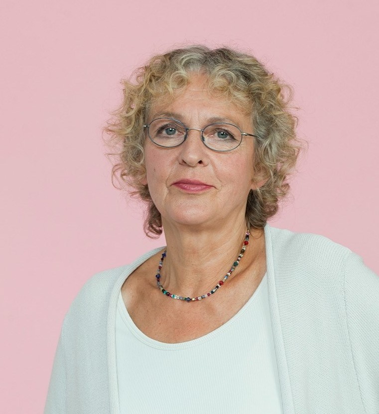(c) Irmhild Harbach-Dietz (c) Irmhild Harbach-Dietz